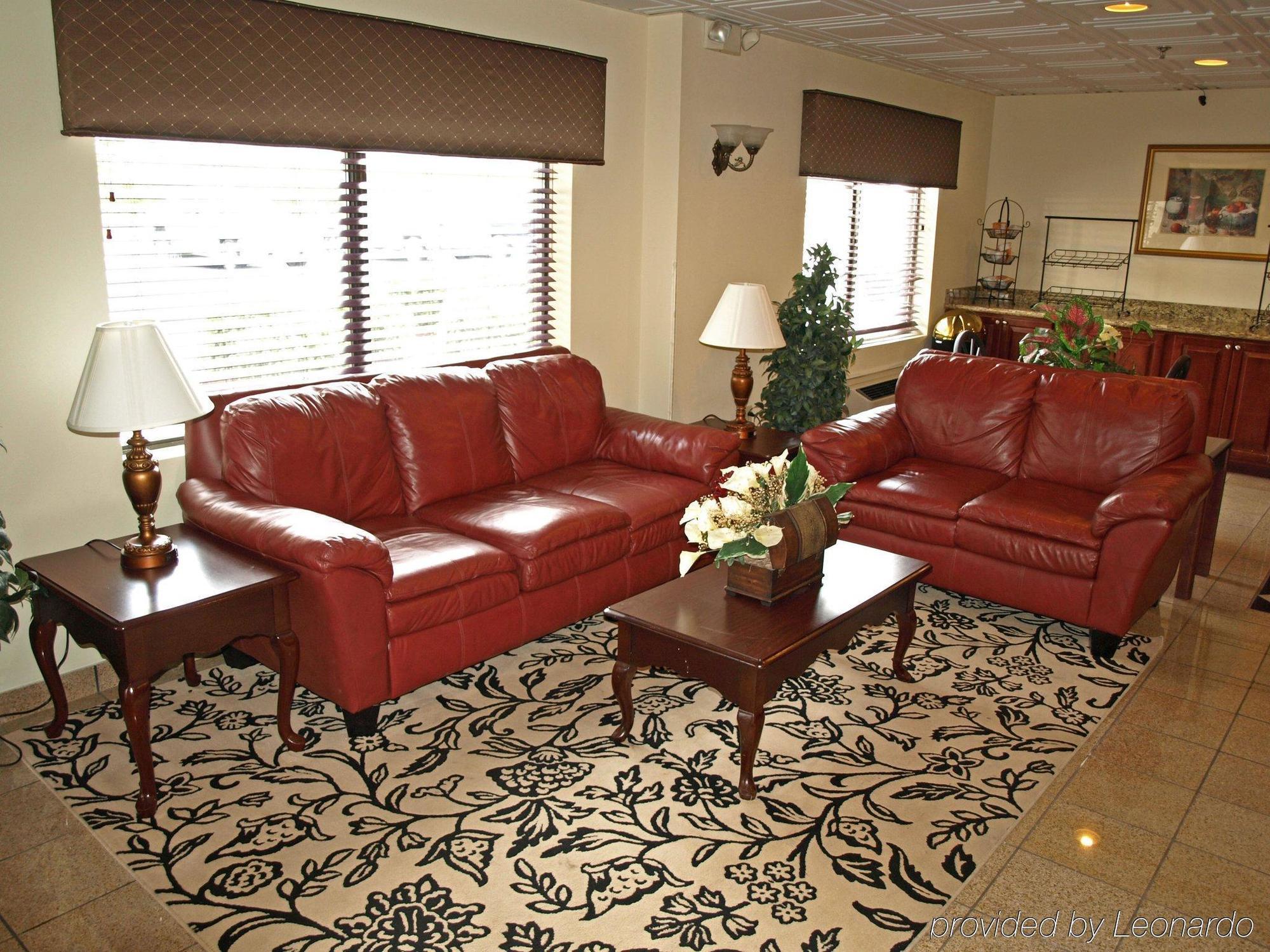 Baymont By Wyndham Columbia Fort Jackson Interior photo